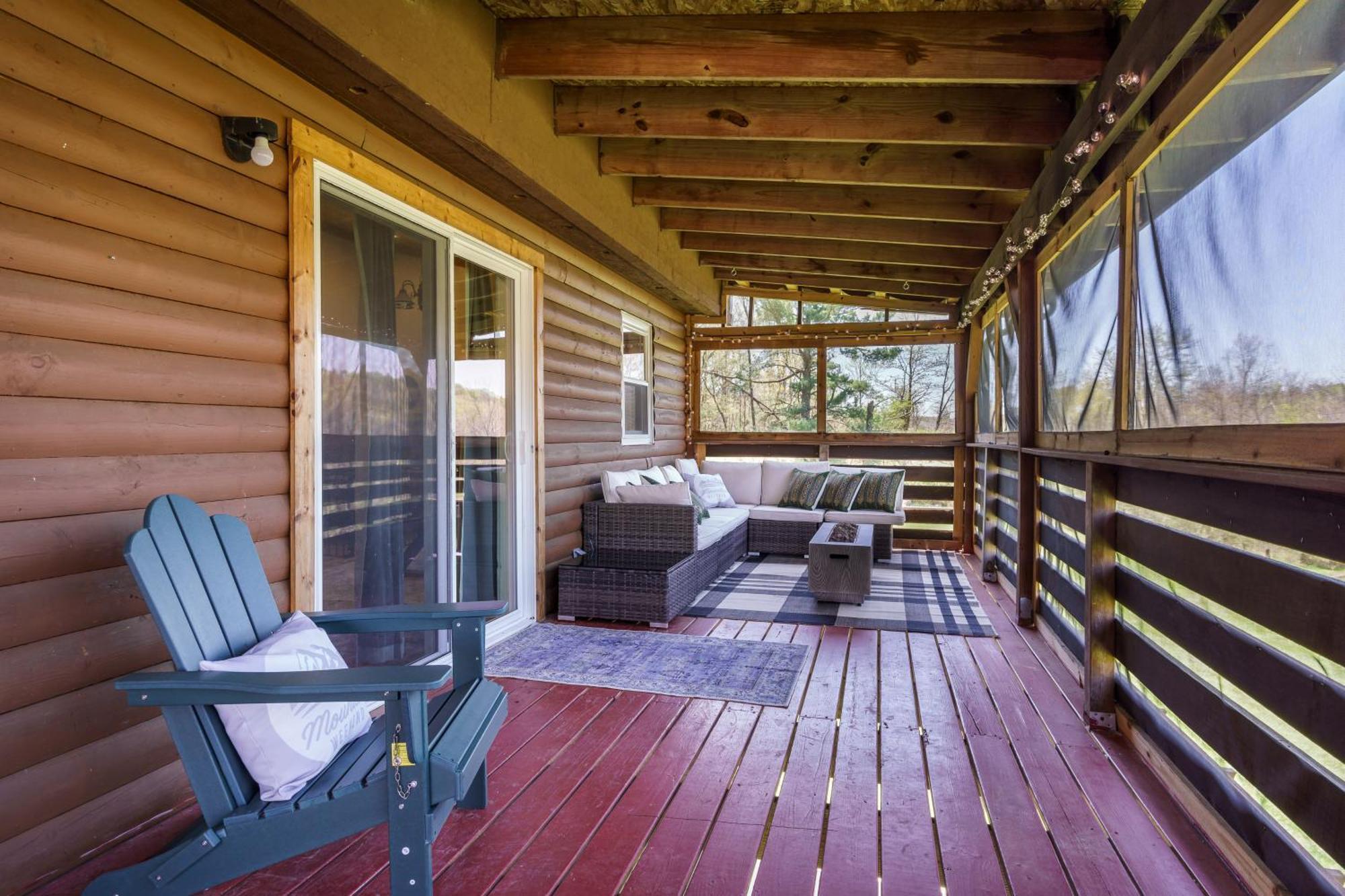 Spacious Cabin Near Hocking Hills And Caves With Hot Tub And Firepit Laurelville Exterior foto