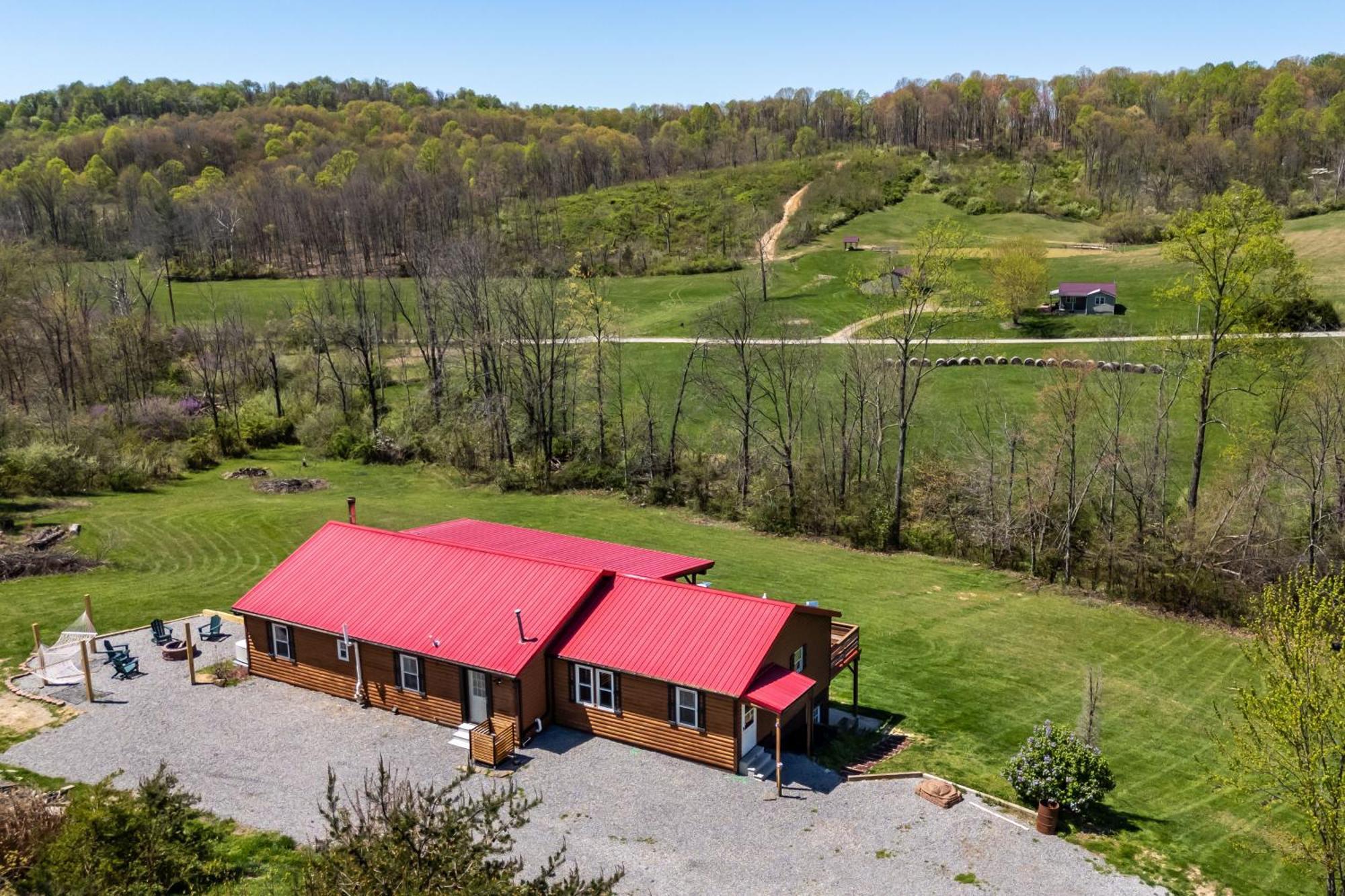 Spacious Cabin Near Hocking Hills And Caves With Hot Tub And Firepit Laurelville Exterior foto